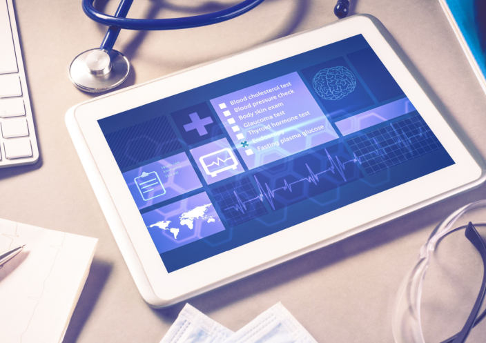Home Doctor: How Gadgets and Apps Empower Self-Monitoring in 2025